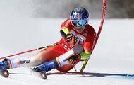 Marco Odermatt gana en Aspen y se asegura el globo de Gigante
