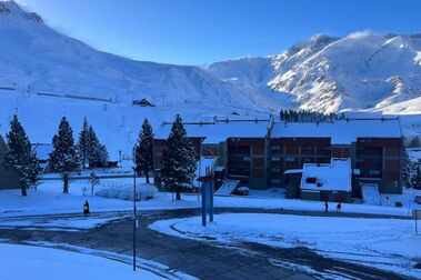La estación de esquí de Las Leñas recibe su primera gran nevada