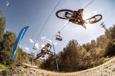 Surrealista robo de dos bicicletas en la estación de esquí de La Pinilla