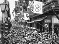 Juegos Olímpicos de 1936 con las banderas nazis