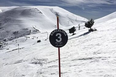 La Molina abre mañana la pista de esquí negra más larga de España y Pirineos