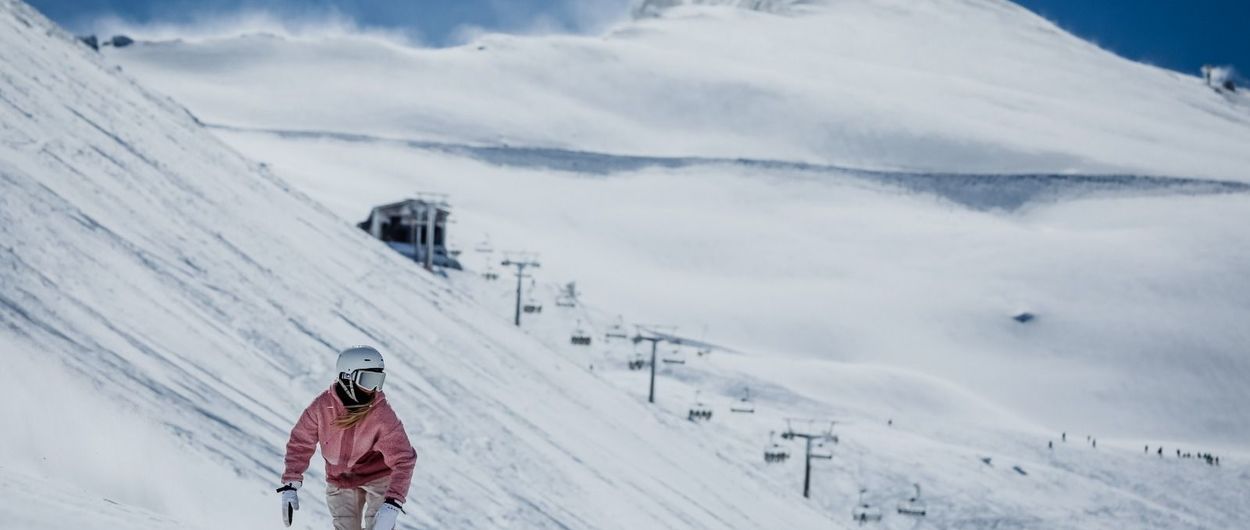 Sierra Nevada se prepara para alargar la temporada de esquí hasta el 24 de abril