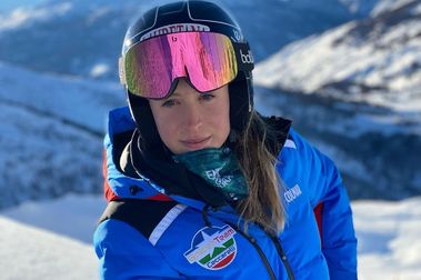 Lara Colturi: Futura campeona de esquí de Italia correrá por Albania