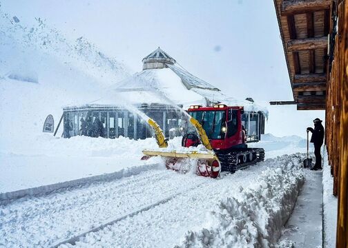 Intensas nevadas vuelven a caer sobre los Alpes y estaciones de esquí