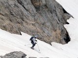 Esquiando la Torre Blanca (Picos de Europa) el 30 de junio