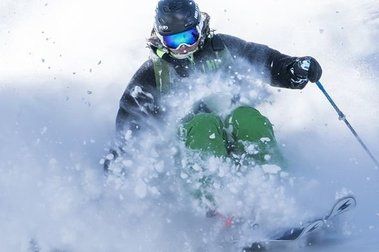 Helly Hansen te lleva a esquiar gratis con el Ski Free Pass
