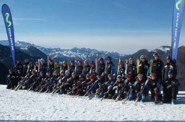 Equipo de esquí alpino del CAEI
