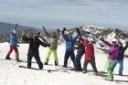 2.000 esquiadores despiden la temporada en Sierra Nevada