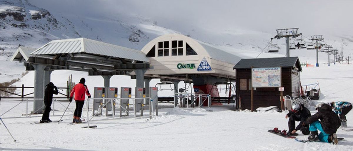 Alto Campoo dobla el número de esquiadores del año pasado
