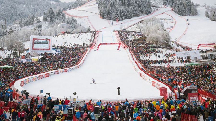 Linea de meta copa del mundo esqui Kitzbühel