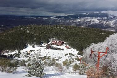 Las dos estaciones de esquí de Burgos se mantendrán cerradas este invierno