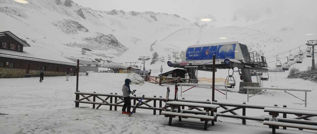 Nicanor Sen y Susana Folla destacan la buena temporada de esquí en León