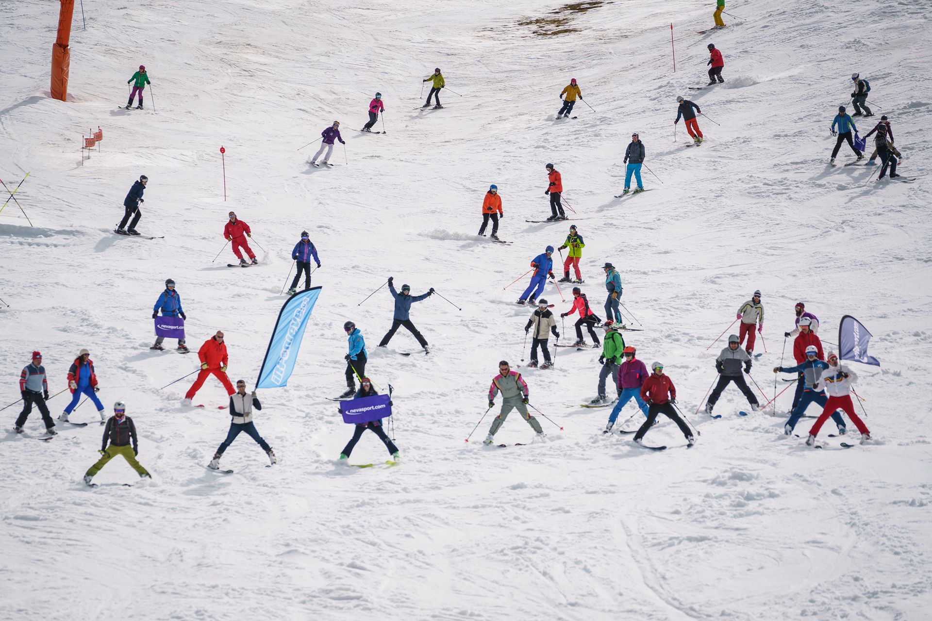 Grupo esquiando en Boí Taüll ❄️ 25 Abril 2023