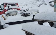 El glaciar esquiable de Fonna recibe una gran nevada en pleno mes de julio