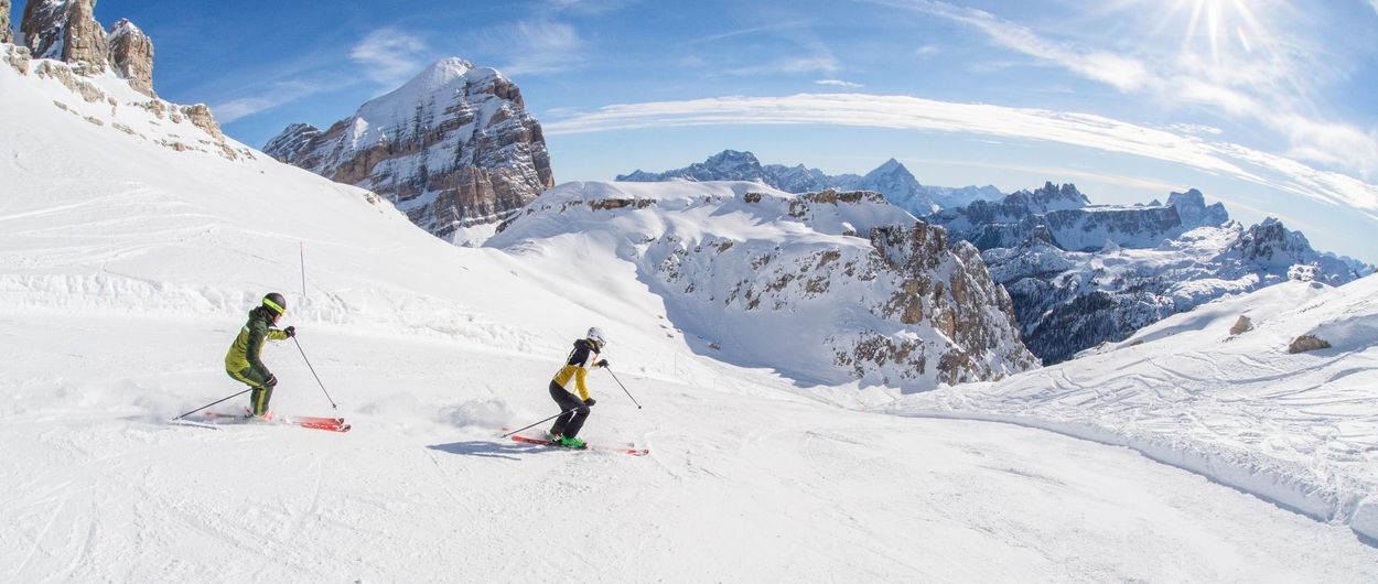 Italia reiniciará la temporada de esquí el 7 de enero de 2021