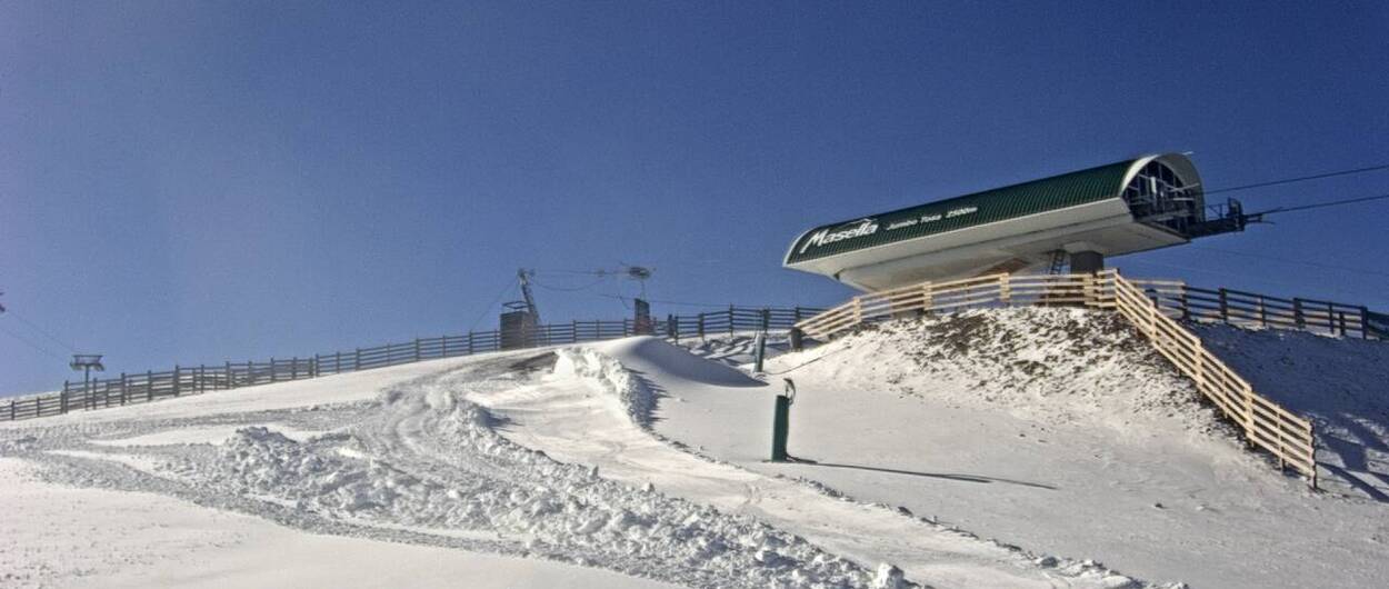 Las estaciones de FGC y Masella abren su temporada de esquí en el Pirineo de Girona