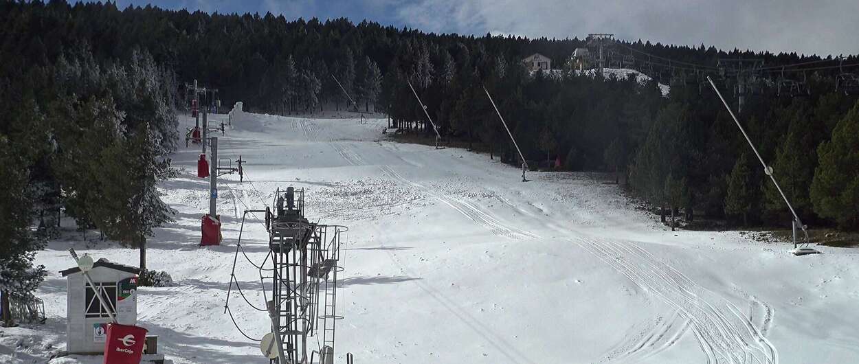 Valdelinares abrirá algunas de sus pistas de esquí para este Puente de la Inmaculada