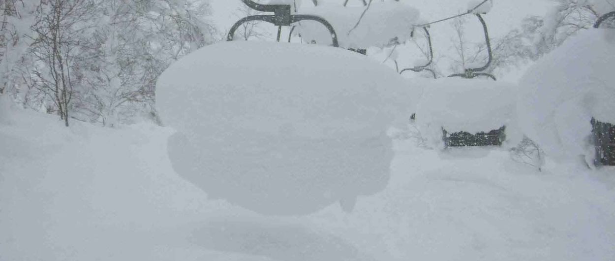 Niseko va camino de los 7 metros de nieve acumulada