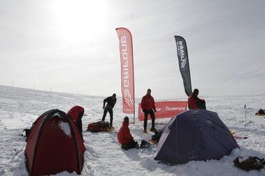 Finaliza con éxito el entrenamiento en La Molina de la expedición discapacitados al Polo Sur