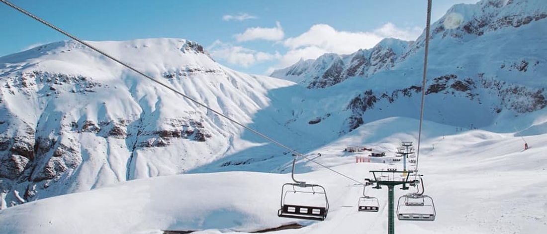 Solo Astún abre al esquí en el Pirineo aragonés pese a la poca incidencia de COVID