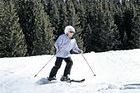 Deja de esquiar a los 102 años