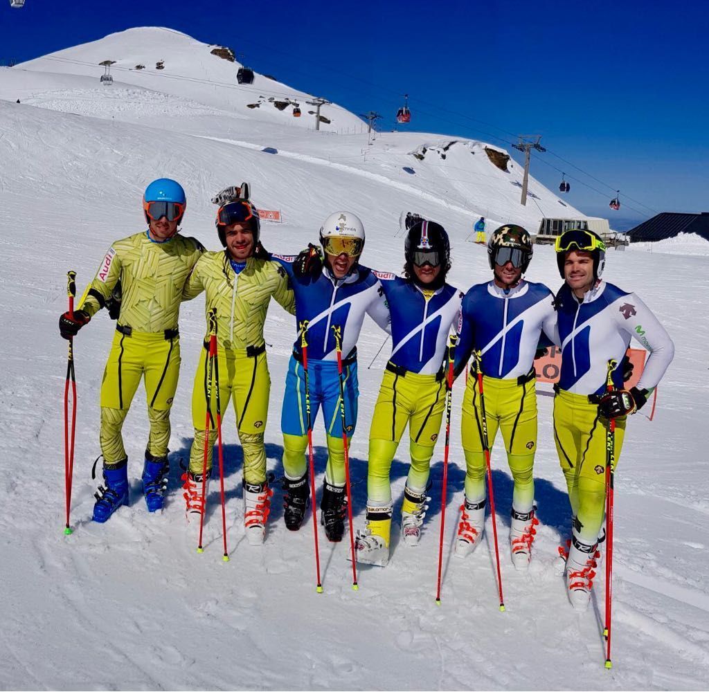 El equipo alpino de la RFEDI empieza a entrenar en la nieve
