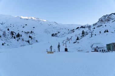 Cerler abre mañana su temporada de esquí con 12 kilómetros de pistas