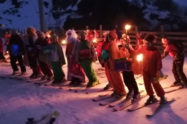 El esquí de Asturias cierra unas navidades de sol y cielos despejados