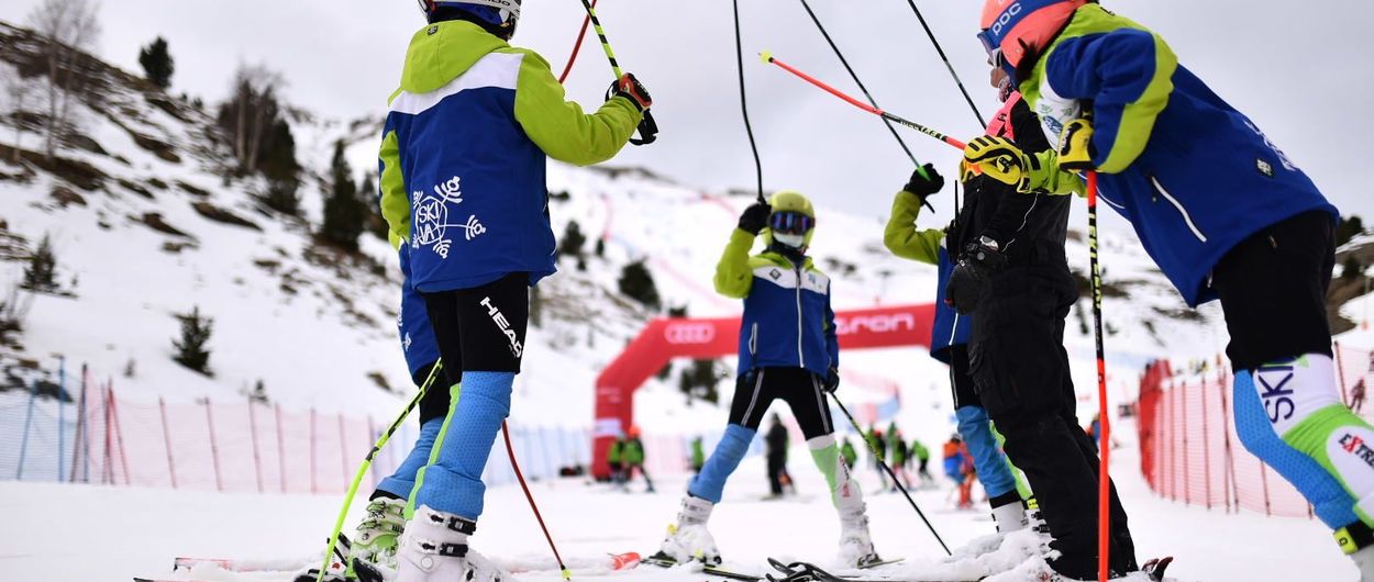 Más de 330 esquiadores en el 25 Aniversario del Trofeo Pitarroy de Cerler 
