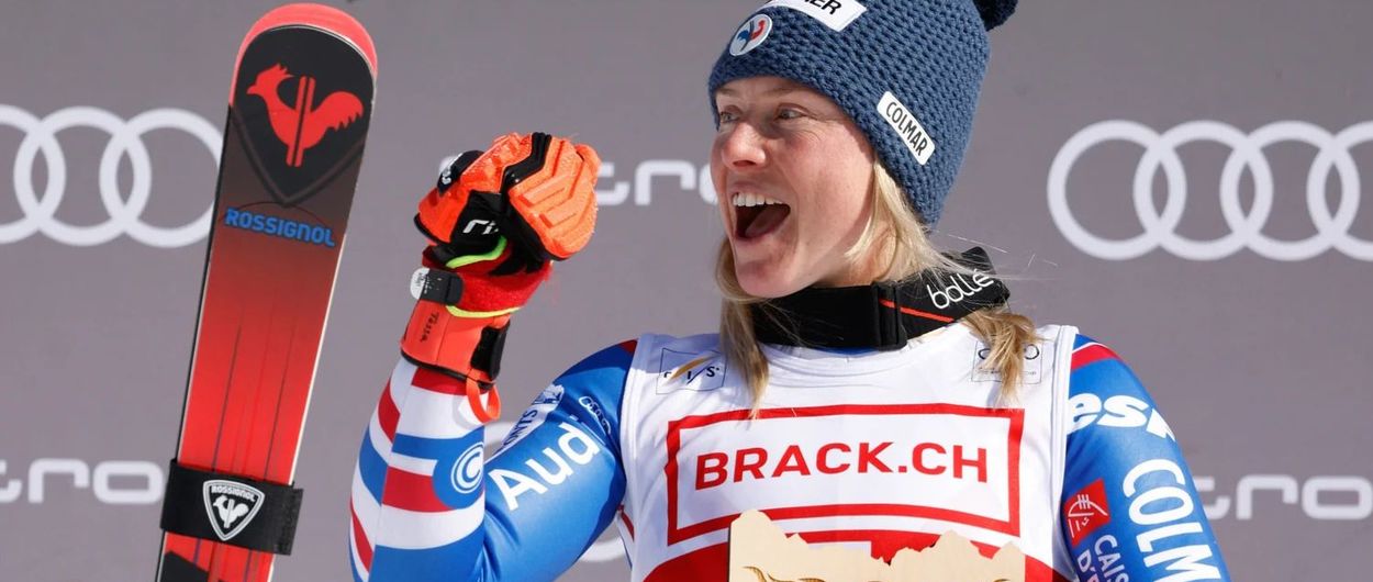Tessa Worley gana el Gigante de Copa del Mundo de esquí en Lenzerheide