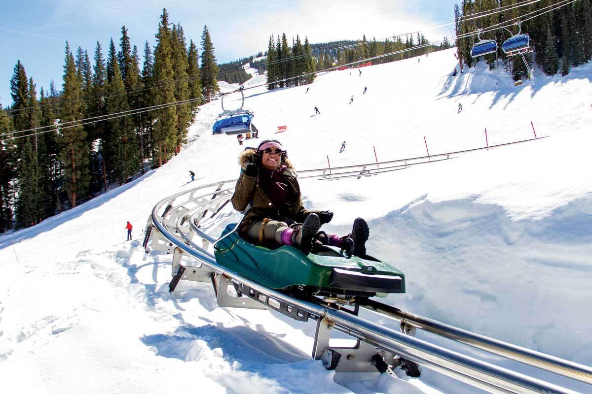 alpine coaster en estacion de esqui