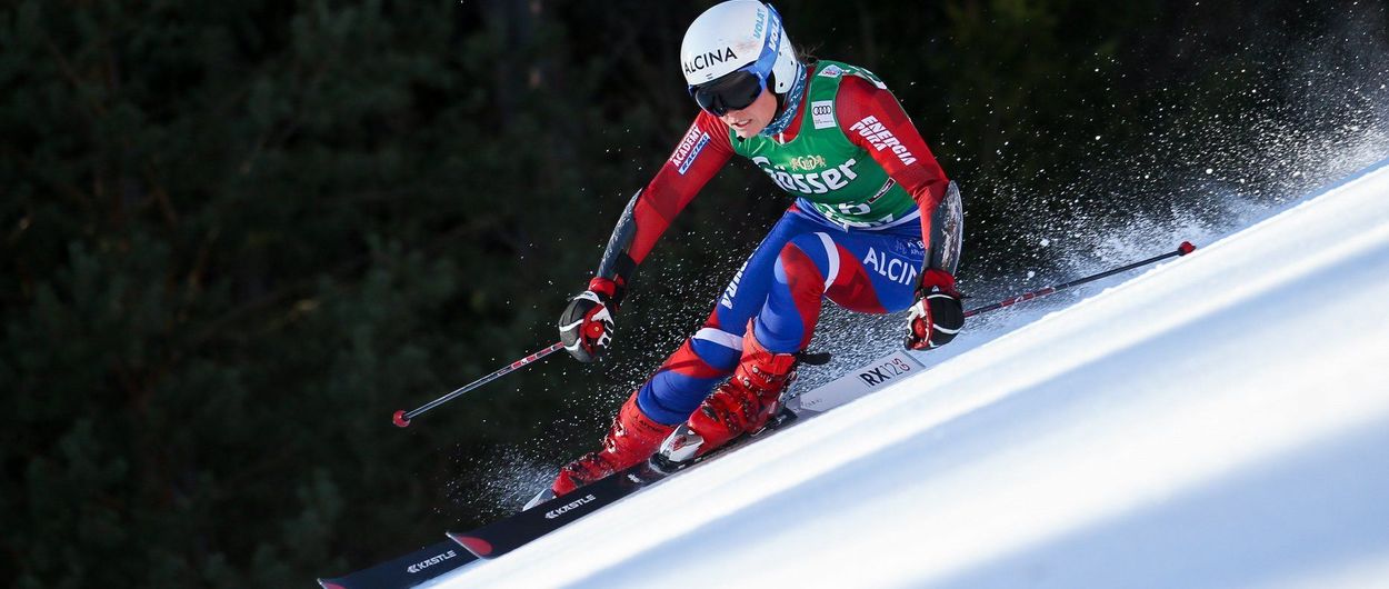 A la segunda va la vencida: Kastle vuelve a la Copa del Mundo de esquí alpino