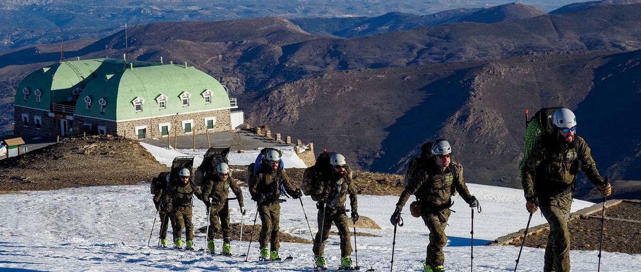 La estación de esquí de Sierra Nevada y el Ejército de Tierra renuevan su acuerdo