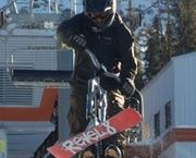 Snowbike y Skiboards: BMX en la nieve.