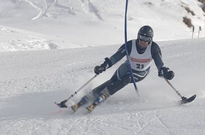 Fotografía de esquiador de la categoría LW 1 