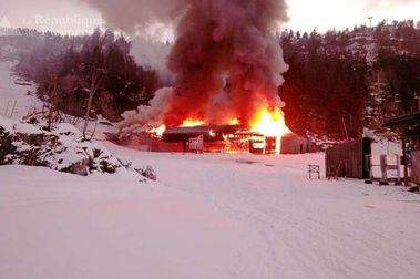 Se incendia un telesilla en la estación de esquí de La Pierre de Saint Martin