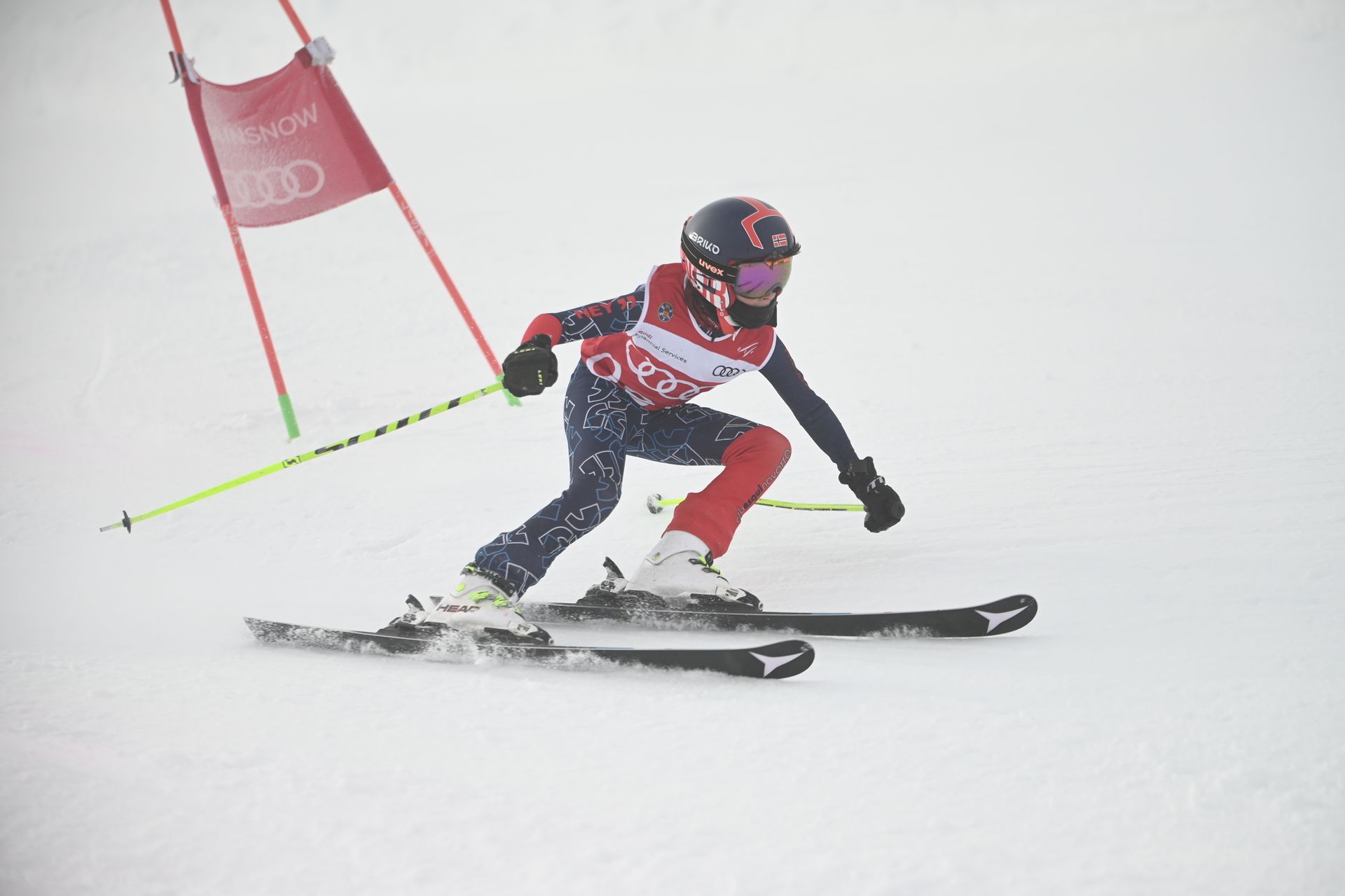 Imágenes de los participantes del Trofeo Candanchú esqui club 2022