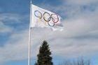 Roban la bandera olímpica de Vancouver 2010