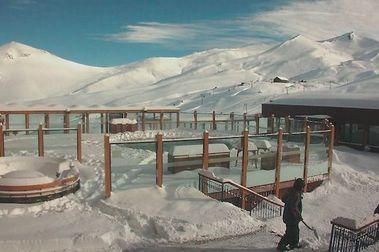 Se Acumula más nieve en los centros de ski
