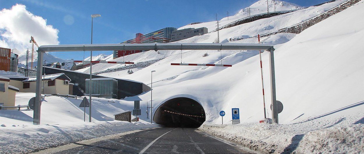 El túnel d'Envalira seguirá siendo de pago durante ocho años más