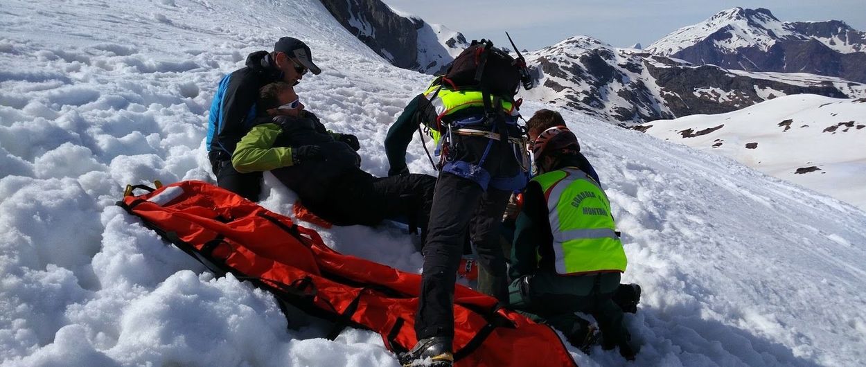 Fallece un esquiador de La Rioja al caer por un barranco en Huesca