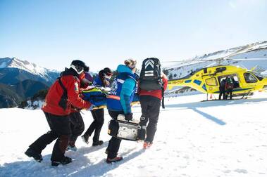 Condena de 55.000 € a un esquiador en Andorra por ir muy rápido y chocar en una pista azul