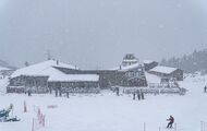 Una nevada despide las Navidades en la estaciones de esquí de Formigal y Cerler