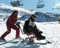 Curso de esquí adaptado organizado por Deporte y Desafío y el banco Santander