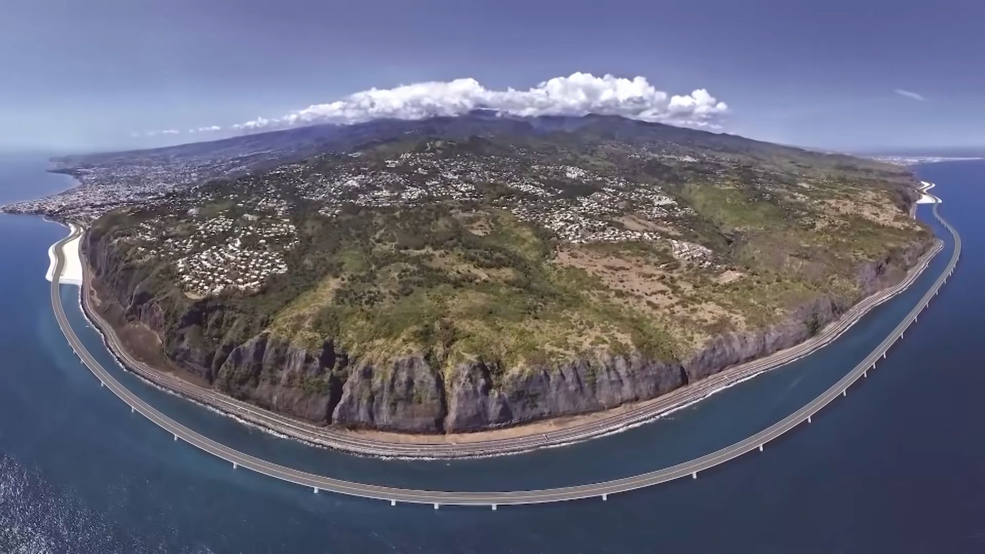 Isla Reunion. La carretera ruta autopista más cara del mundo