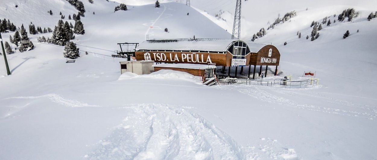 Pruebas en el nuevo telesilla Peulla de la estación de esquí de Baqueira Beret
