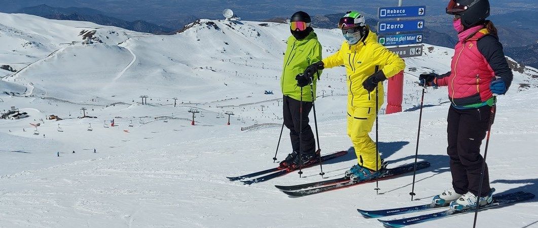 Sierra Nevada despide su temporada de esquí con 30 km de pistas