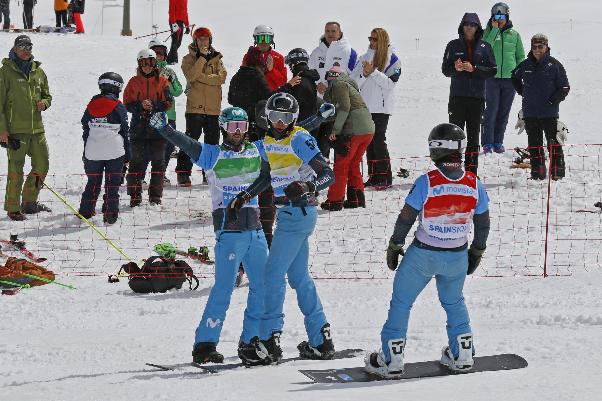 Imágenes carrera snowboarcross Baqueira Beret 2022
