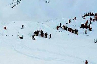 Tres fallecidos por una avalancha de nieve en Francia