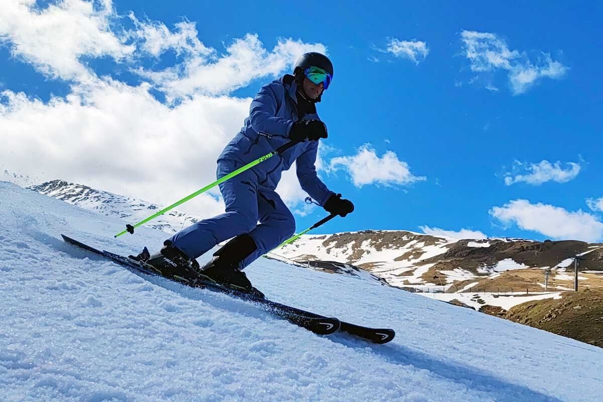 Probando los esquís SuperShape e-Titan de HEAD